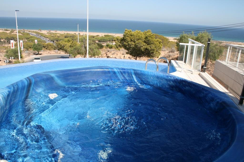 Nova Beach Paradise Apartment กราน อาลากันต์ ภายนอก รูปภาพ