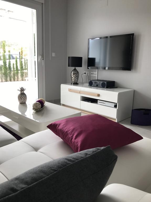 Nova Beach Paradise Apartment กราน อาลากันต์ ภายนอก รูปภาพ